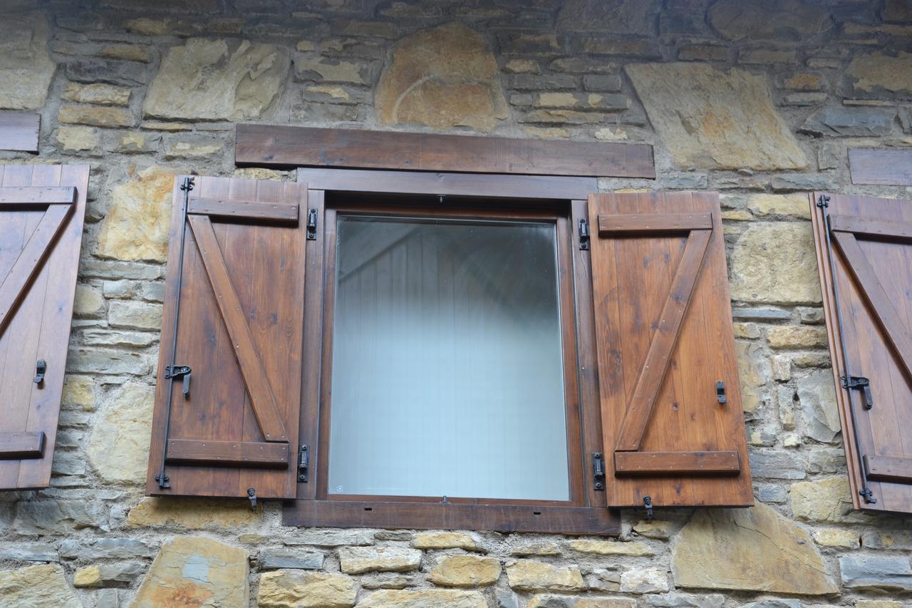 Era Borda Hotel Gausac Bagian luar foto